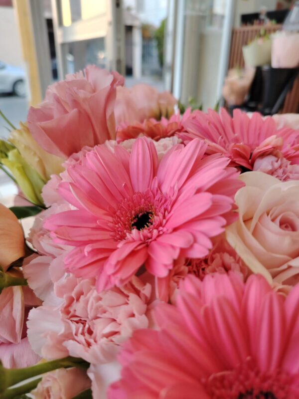 658864655_122207066906329577_8081651908693417905_n Florero días bonitos