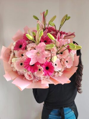 741751608_122215860314329577_6617755579993829553_n Fiesta floral