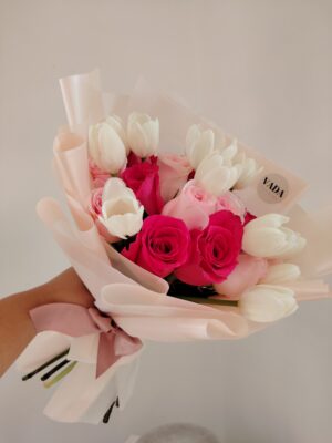 Blanco y Fucsia